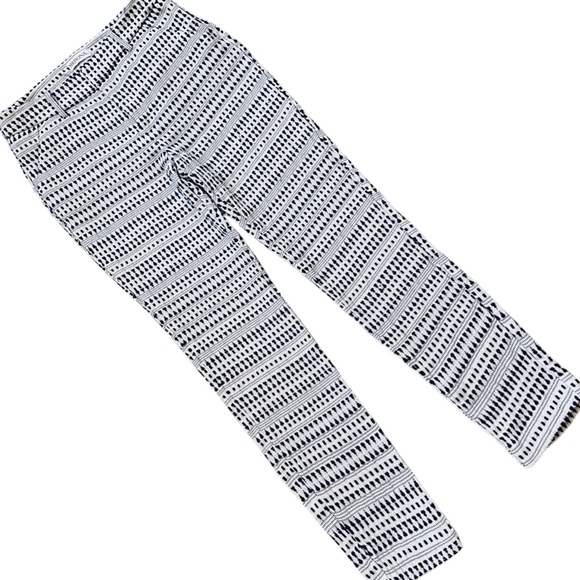 Merona Classic Fit Women Pants , Retro Geometric Pattern Classic Fit Jeans - Picture 4 of 14